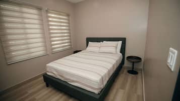 2 bedrooms, WiFi, bed sheets