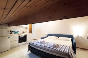 Room - Il Rifugio della Riviera · Attic Studio (Sanremo)