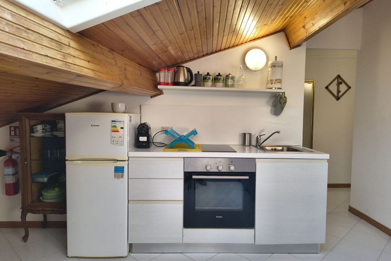 Fridge, ice maker