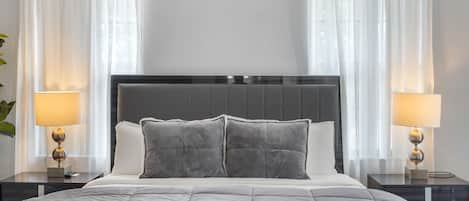 5 habitaciones, tabla de planchar con plancha, wifi y ropa de cama