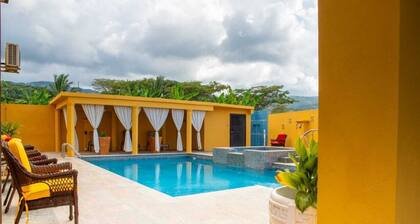 Luxury 7-Bedroom Villa Chef, Butler, Pool, Ocean Views & Premium Amenities