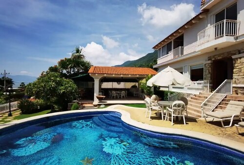 Amazing Chapala Lake House