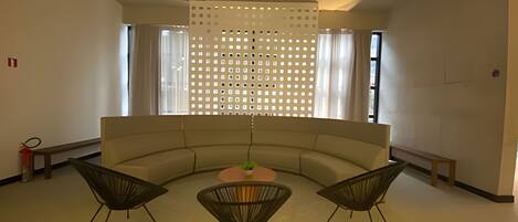 Apartment | Lobby