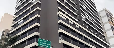 Deluxe Studio, Balcony, City View | Exterior
