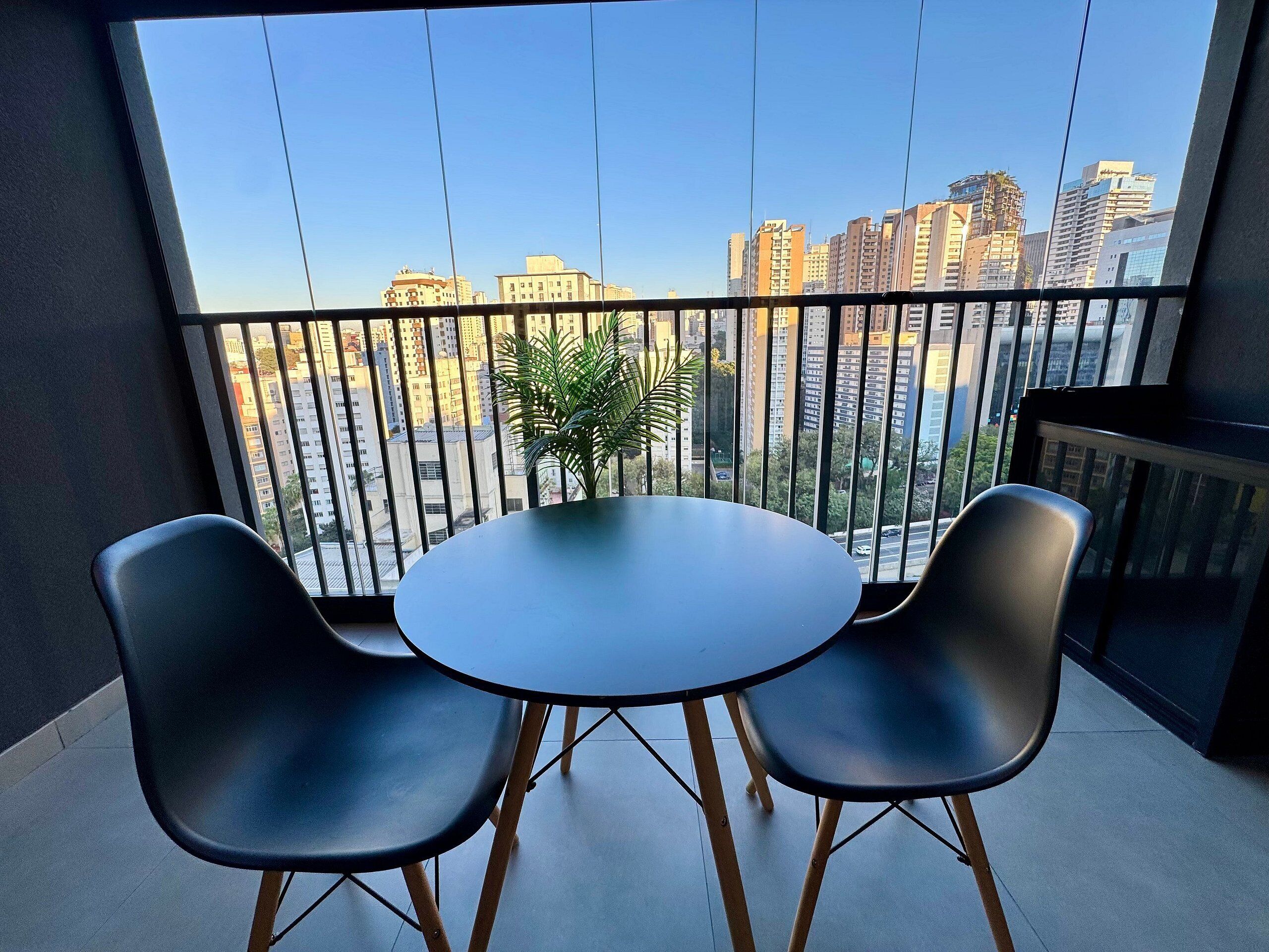 Apartment | Dining