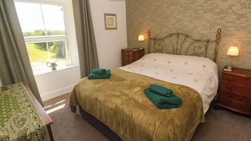 3 bedrooms, WiFi (free), individually decorated, individually furnished