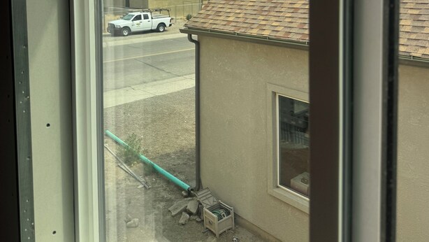 Oklassificerad bild, 1 av 6, knapp