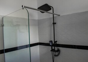 Bathroom - The Orchard 4 degrees South Resort (kwale)