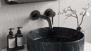 Cottage, Balcony, Mountain View | Bathroom