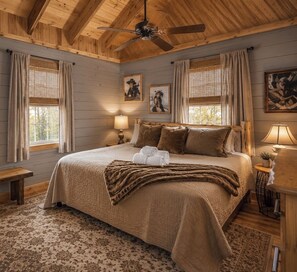 Room - Marvelous Views! Hot tub, Air Hockey, Location, Fire Pit- This Cabin Has It All! (Sevierville)