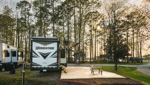 Miscellaneous - East Stay at River Rocks Landing (Gadsden)