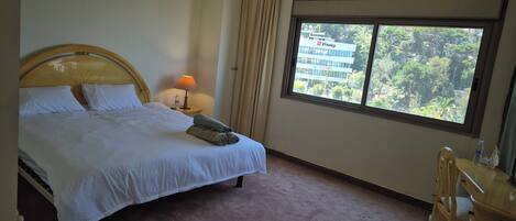 Double Room, Balcony, Sea View | Soundproofing, iron/ironing board (on request)