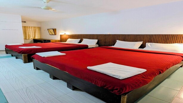 Family Room - 3 Bed