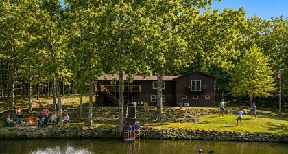 Private Lake | 50 acres | Secluded Cabin | Hiking