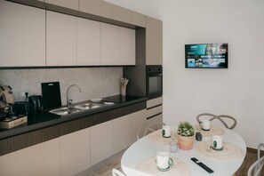 Private kitchen - Starting Over at 3 Home - Naples, Sorrento, Pompeii, Herculaneum | Strategic Location (San Giorgio a Cremano)