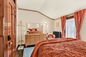 Room - The Ellingwood Room at The Wildflower Hotel (Westcliffe)