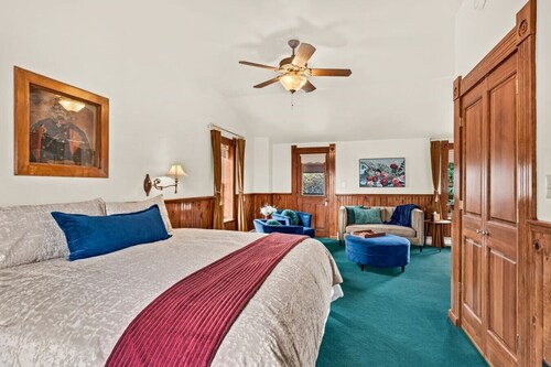 The Humboldt Suite at The Wildflower Hotel