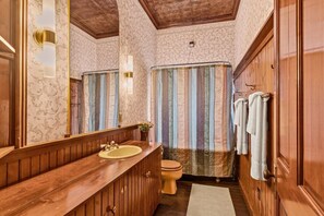 Bathroom - The Crestone Suite at The Wildflower Hotel (Westcliffe)