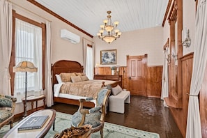Room - The Lindsay Suite at The Wildflower Hotel (Westcliffe)