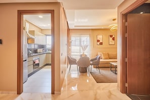 Smart TV - Casablanca 2BR | Free Parking Near Maarif (Casablanca)