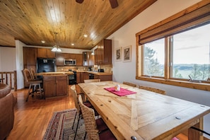 Dining - Ridgeview Haven-perfect retreat (Fairplay)