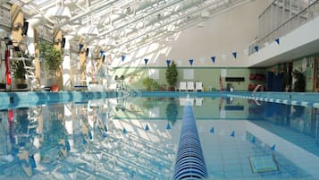Indoor pool, pool loungers