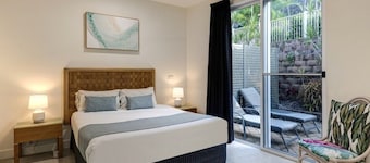 La Bella Waters 5 and Free buggy - Hamilton Island
