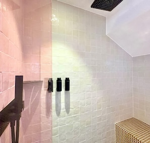 Hair dryer, towels