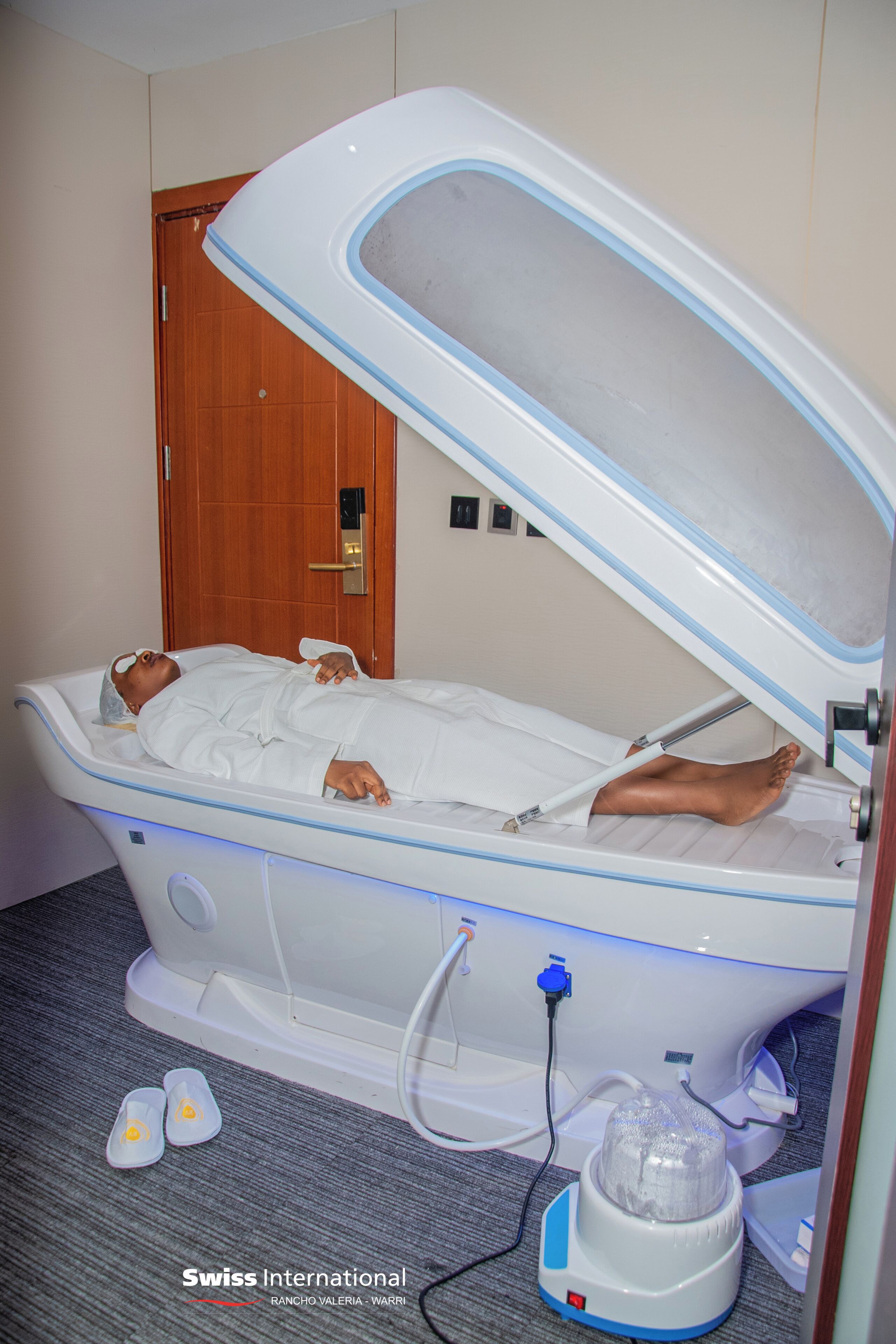 Couples treatment rooms, deep-tissue massages, Swedish massages