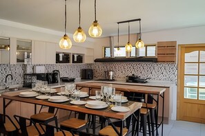 Shared Dormitory | Dining - Turquía Casa Fran Valparaíso (Valparaíso)