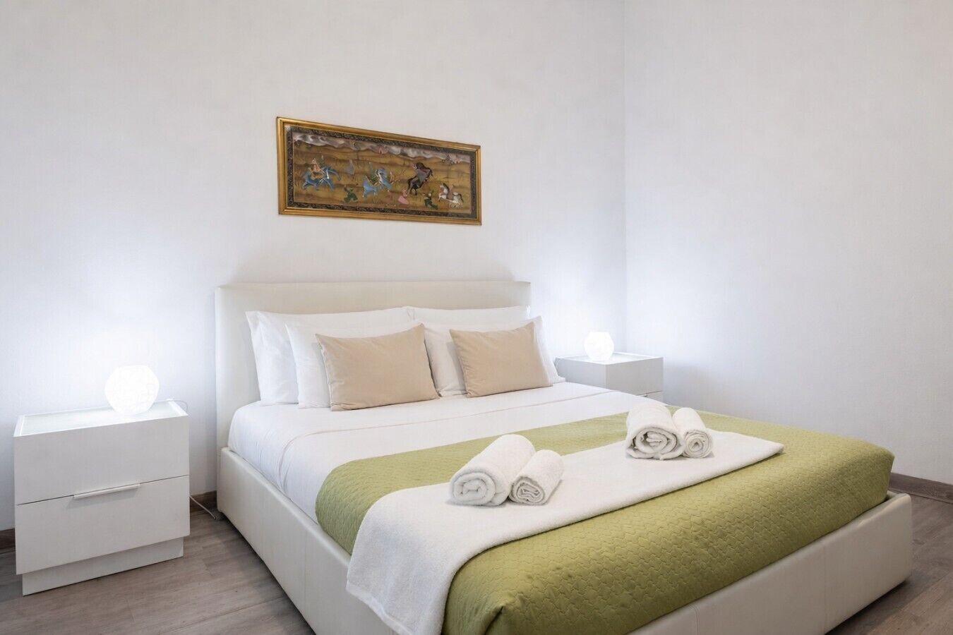 2 Schlafzimmer, Schreibtisch, Bügeleisen/Bügelbrett, WLAN