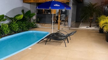 Udendørs pool, opvarmet pool