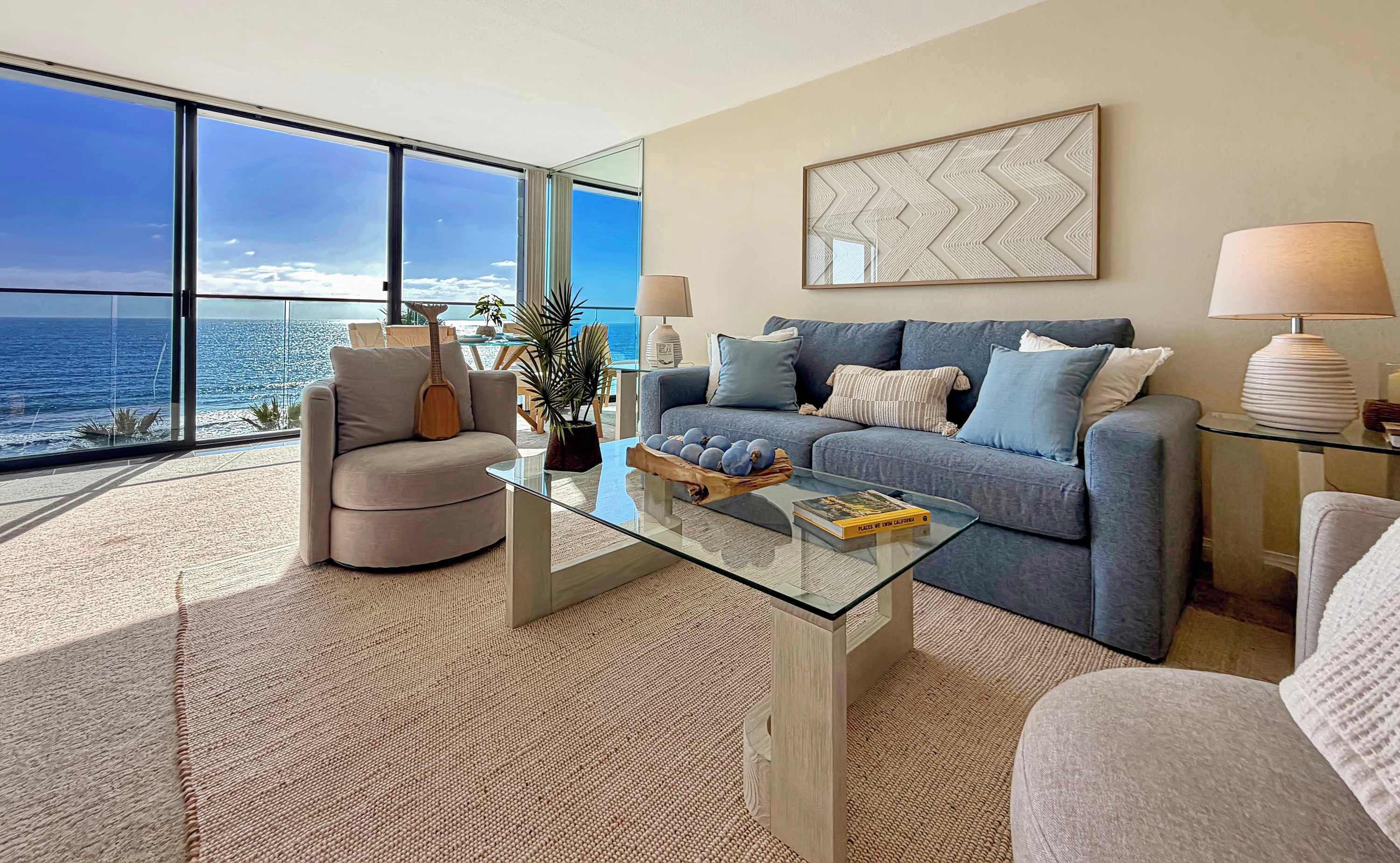 The Palm & Sea! (Ocean Views!) - San Diego, CA