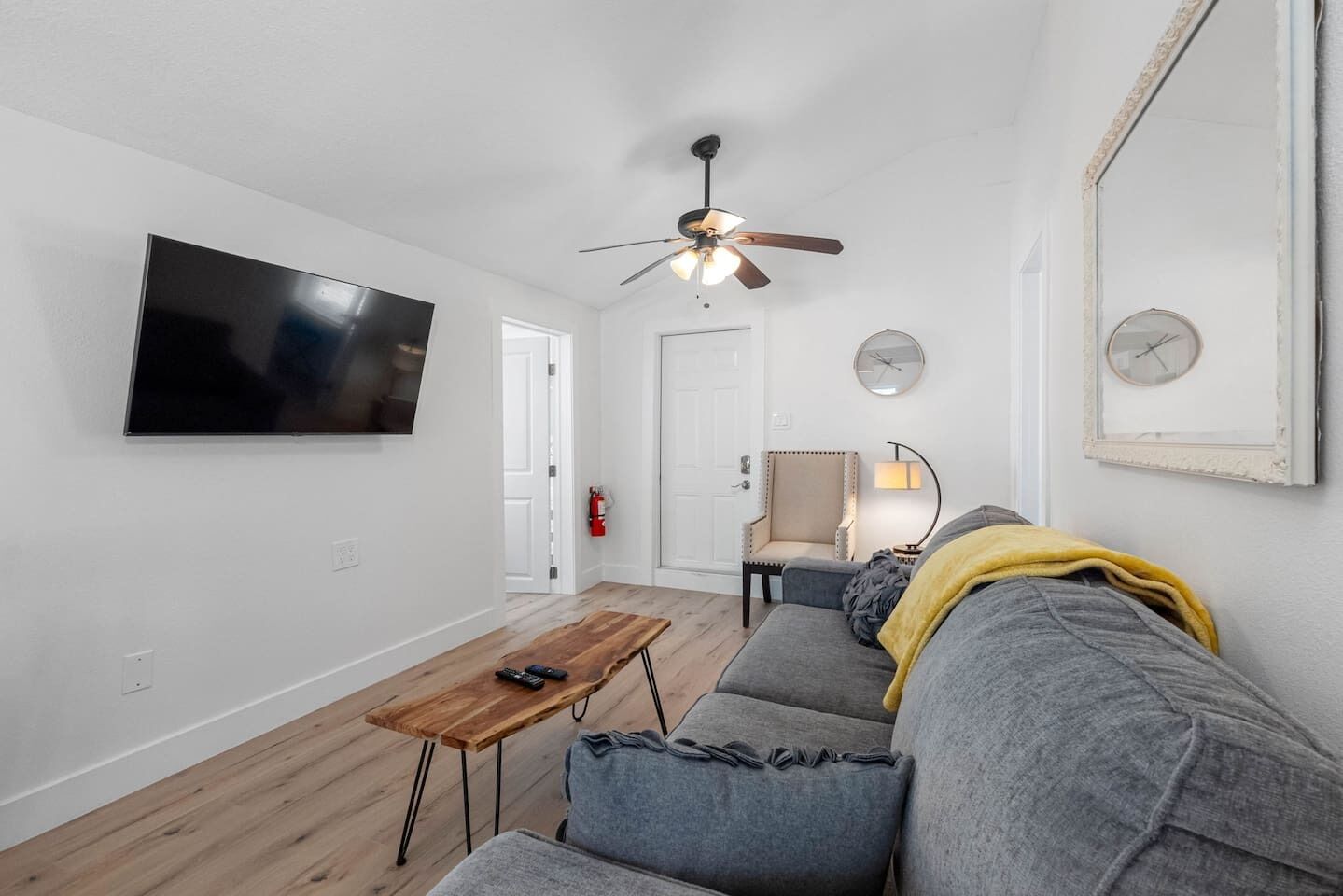 Turtle Nest Cottage !!! - Indian Rocks Beach, FL