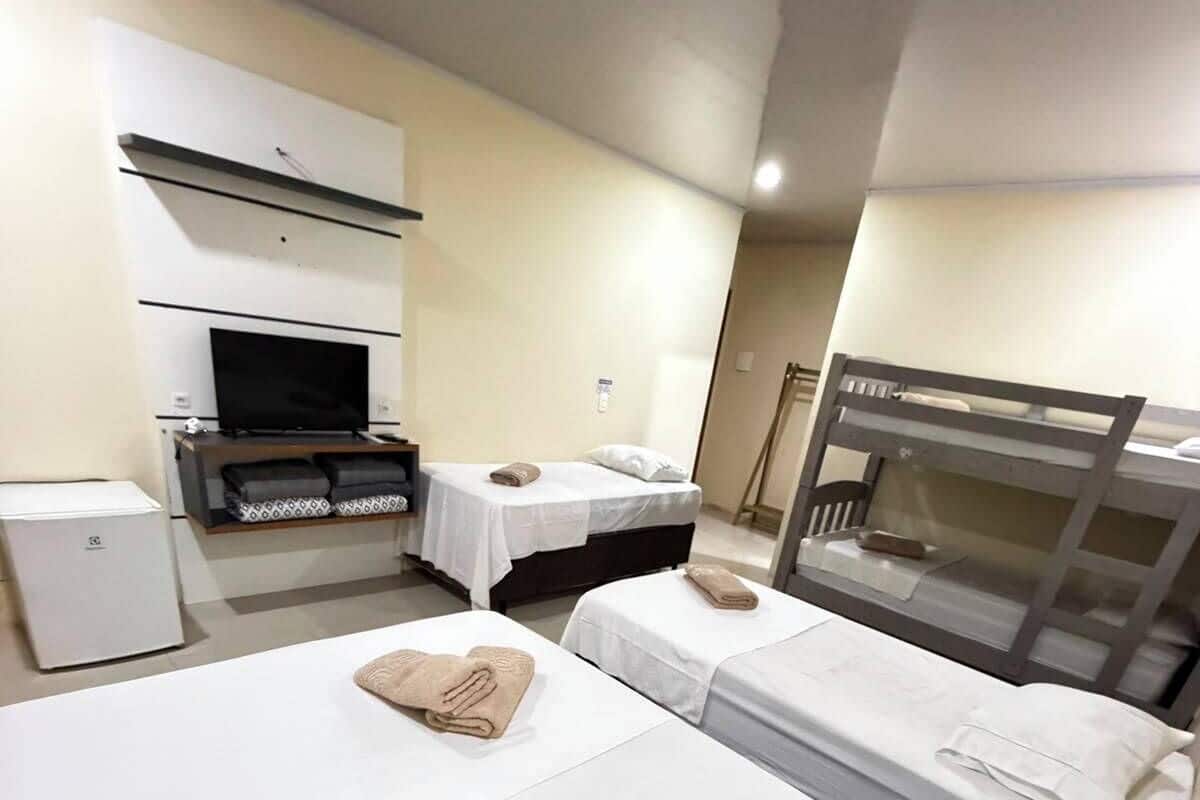 Suite, balcón, vista al patio | Wifi gratis