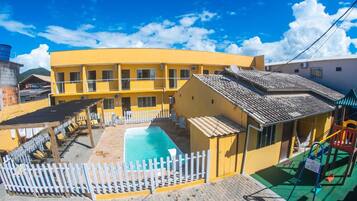 Piscina externa