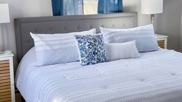 2 bedrooms, iron/ironing board, WiFi, bed sheets