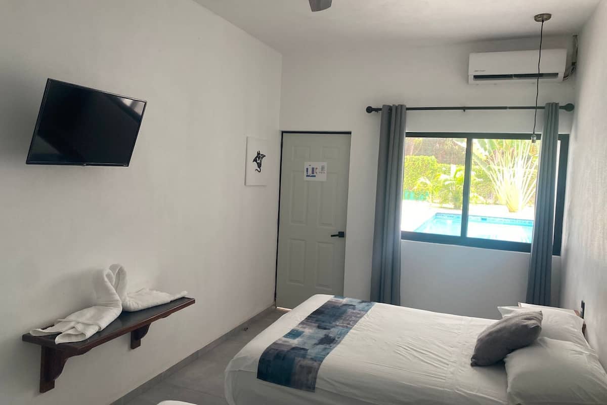 Comfort Double Room, Pool View | WiFi (free)