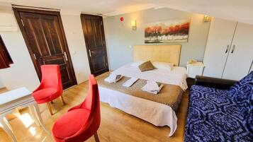 Loft Supérieur, vue ville | Wi-Fi gratuit, draps fournis