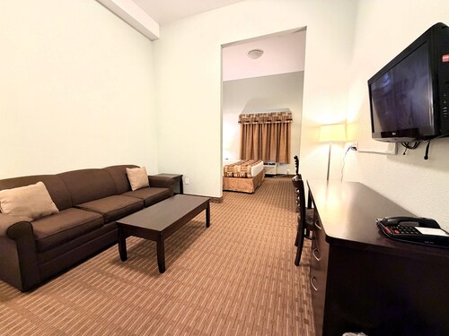 Golden Prairie Hotel & Lodge