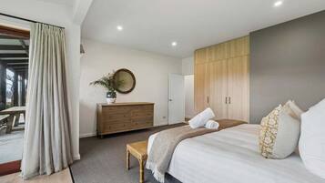 3 bedrooms, WiFi