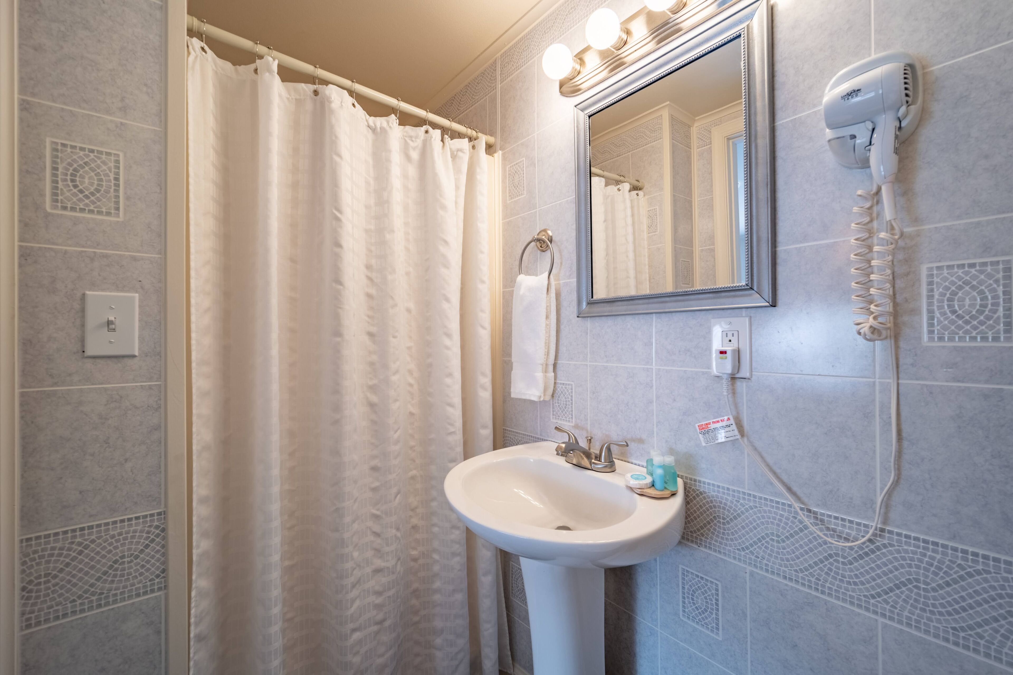 Hair dryer, towels