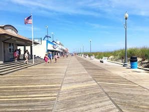 Miscellaneous - Cottage Queen | Ocean Glass | Rehoboth Beach | Steps to Sand (Rehoboth Beach)