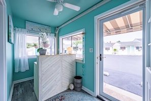 Interior - Cottage Queen | Ocean Glass | Rehoboth Beach | Steps to Sand (Rehoboth Beach)