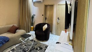 Luxury Suite | Living area - X-ones place command  (Lagos)