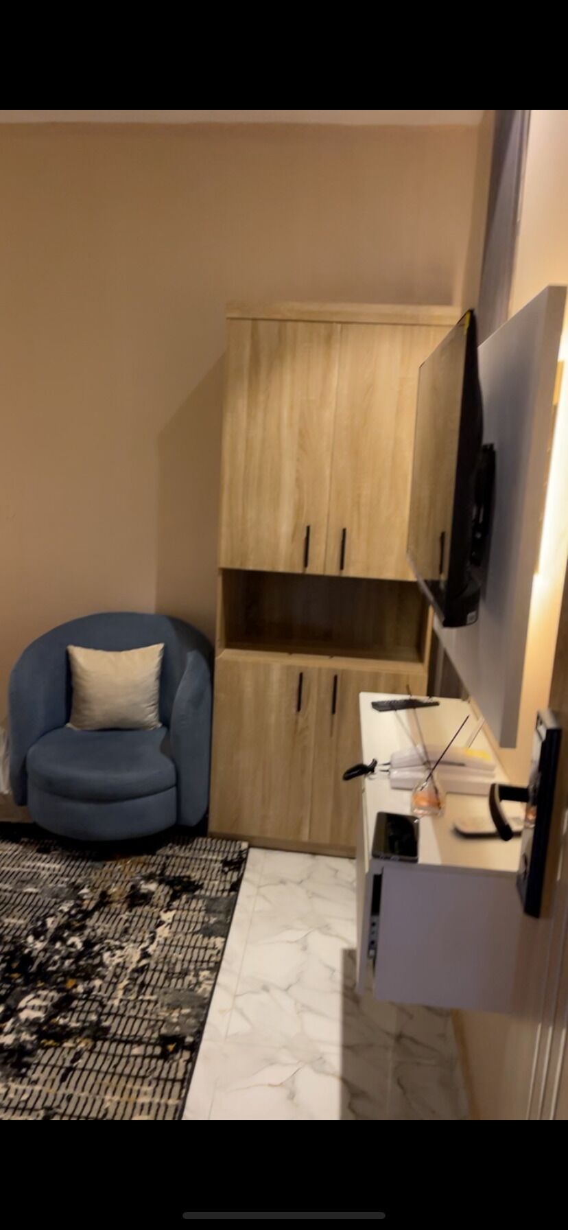 Deluxe Single Room | Living area
