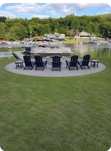 Modern Lakefront House