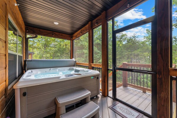 Bain à remous intérieur