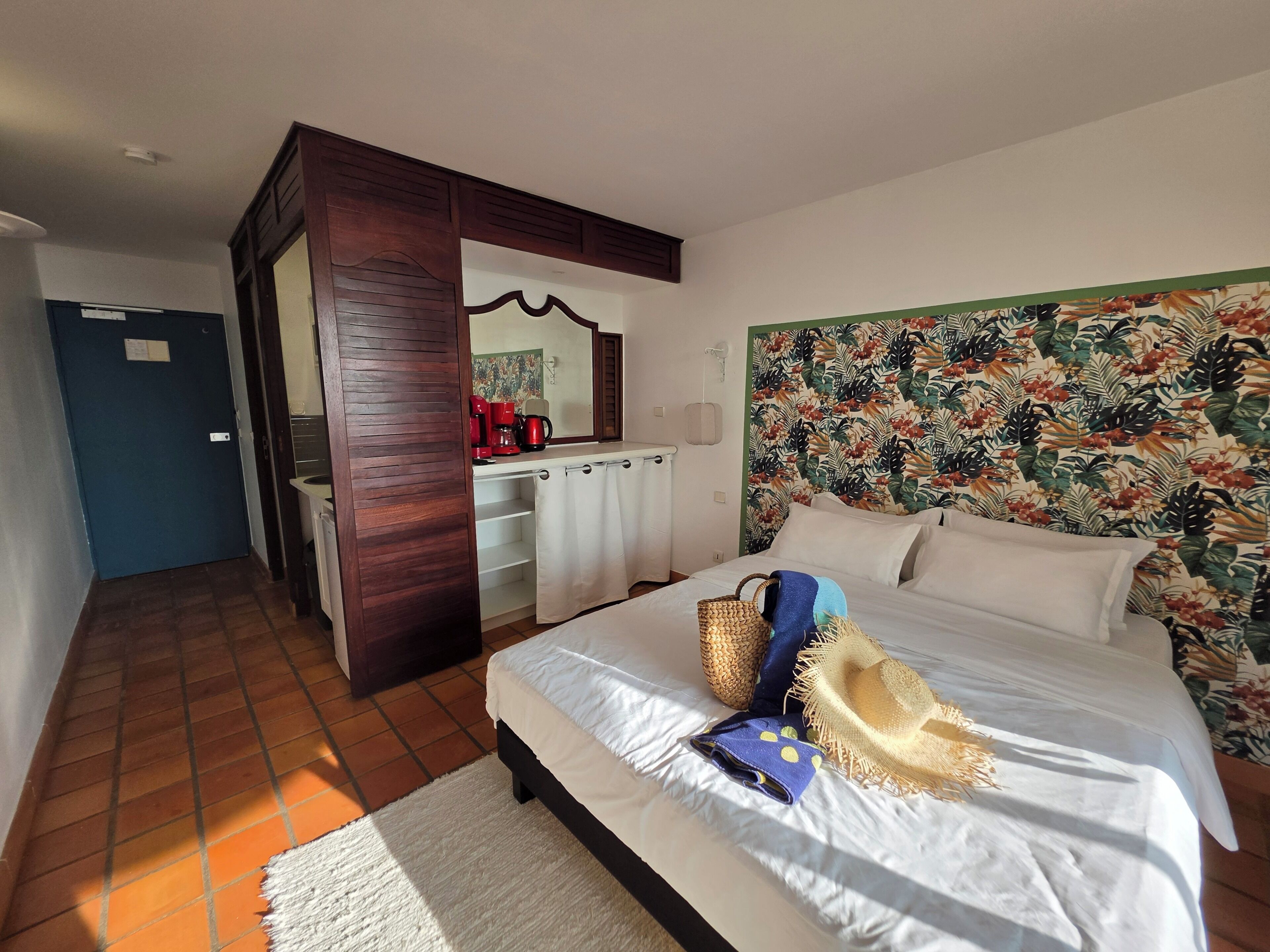 Suite Comfort, balcone, vista oceano | Tende oscuranti, insonorizzazione, ferro/asse da stiro, Wi-Fi gratuito