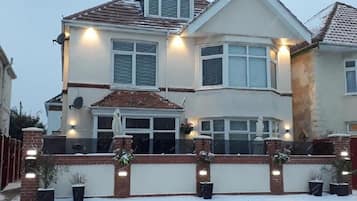 Deluxe Double Room, 1 King Bed, Non Smoking, Garden View | Exterior